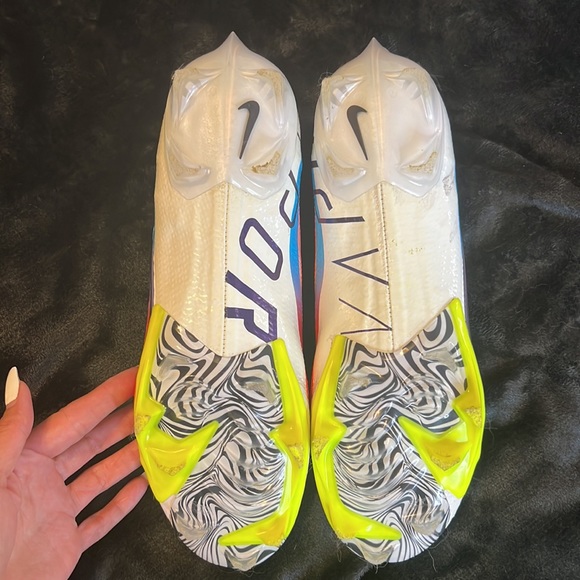 Nike men’s edge vapor elite 360 flyknit football cleats - Picture 5 of 9